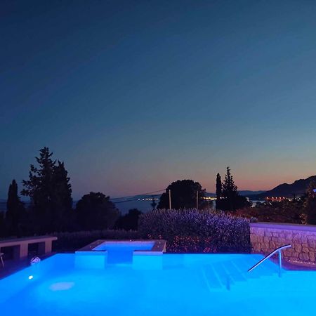 Villa Costamare - Enjoy Lazy Days On The Private Pool-Jacuzzi Pefki Exterior foto