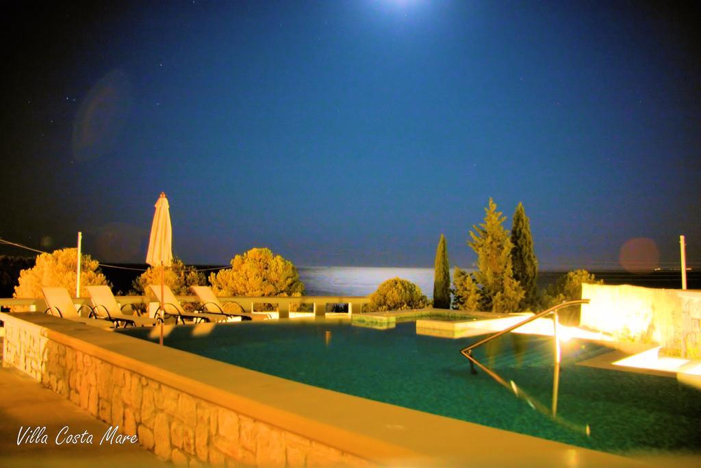 Villa Costamare - Enjoy Lazy Days On The Private Pool-Jacuzzi Pefki Zimmer foto